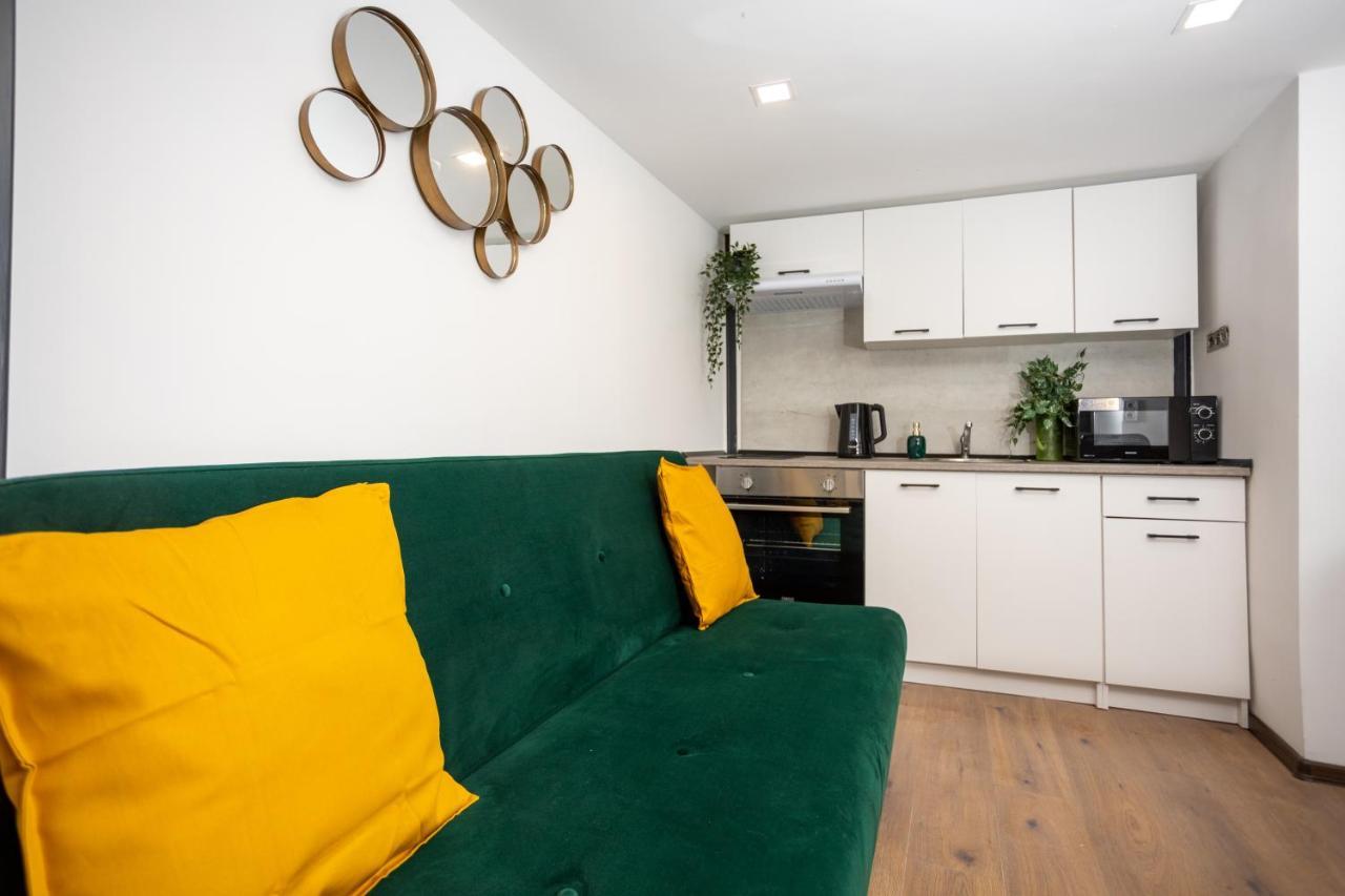 Green Goblin Apartment With Free Private Parking Budapest Ngoại thất bức ảnh